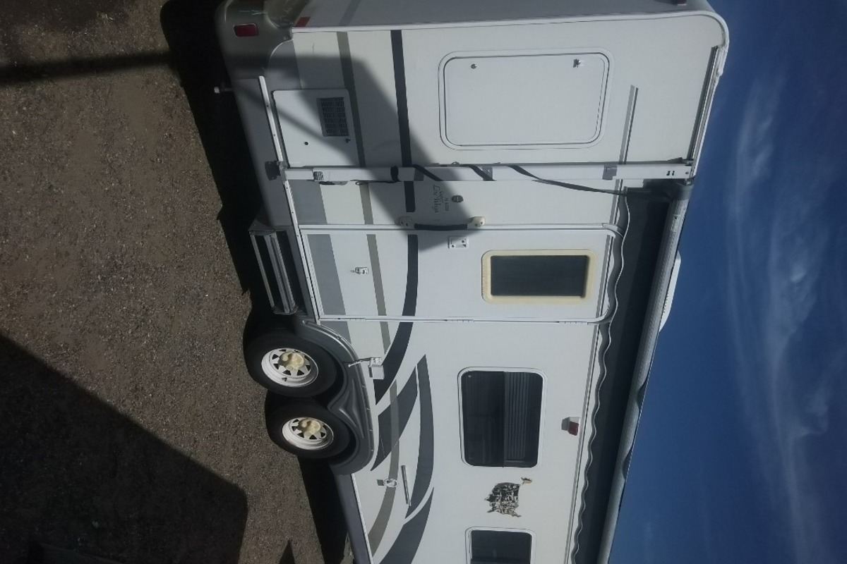 2006 R-Vision Trail Lite 8230, 0