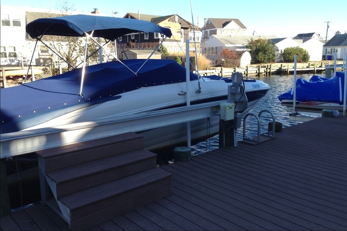 2004 Crownline 270BR, 5
