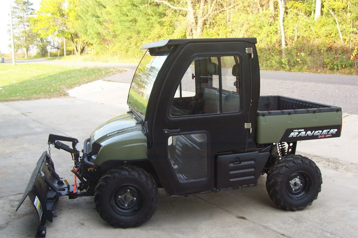 2006 Polaris Ranger XP 700 EFI, 1