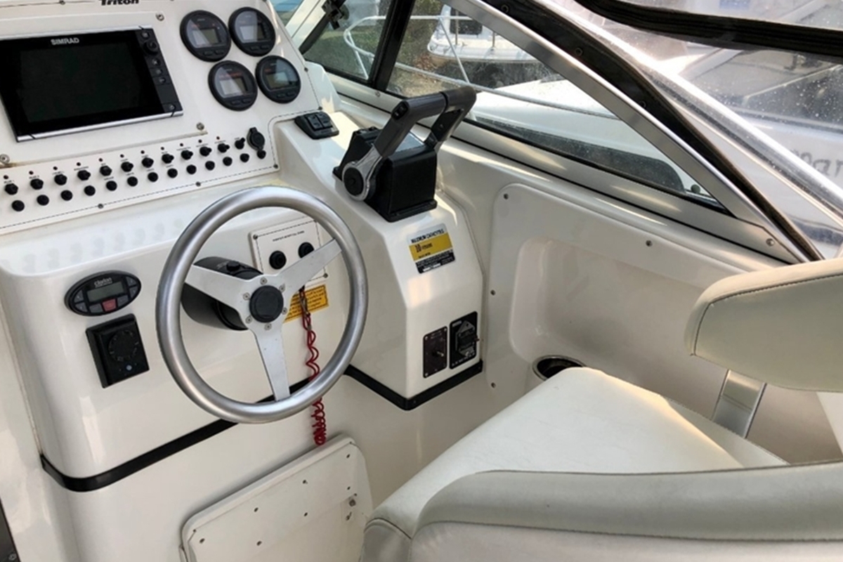 2004 Triton Boats 2690 Walkaround, 12