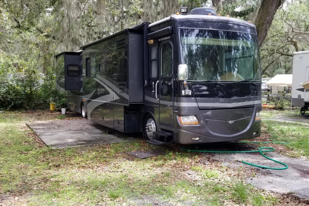 2008 Fleetwood Discovery 40X, 0