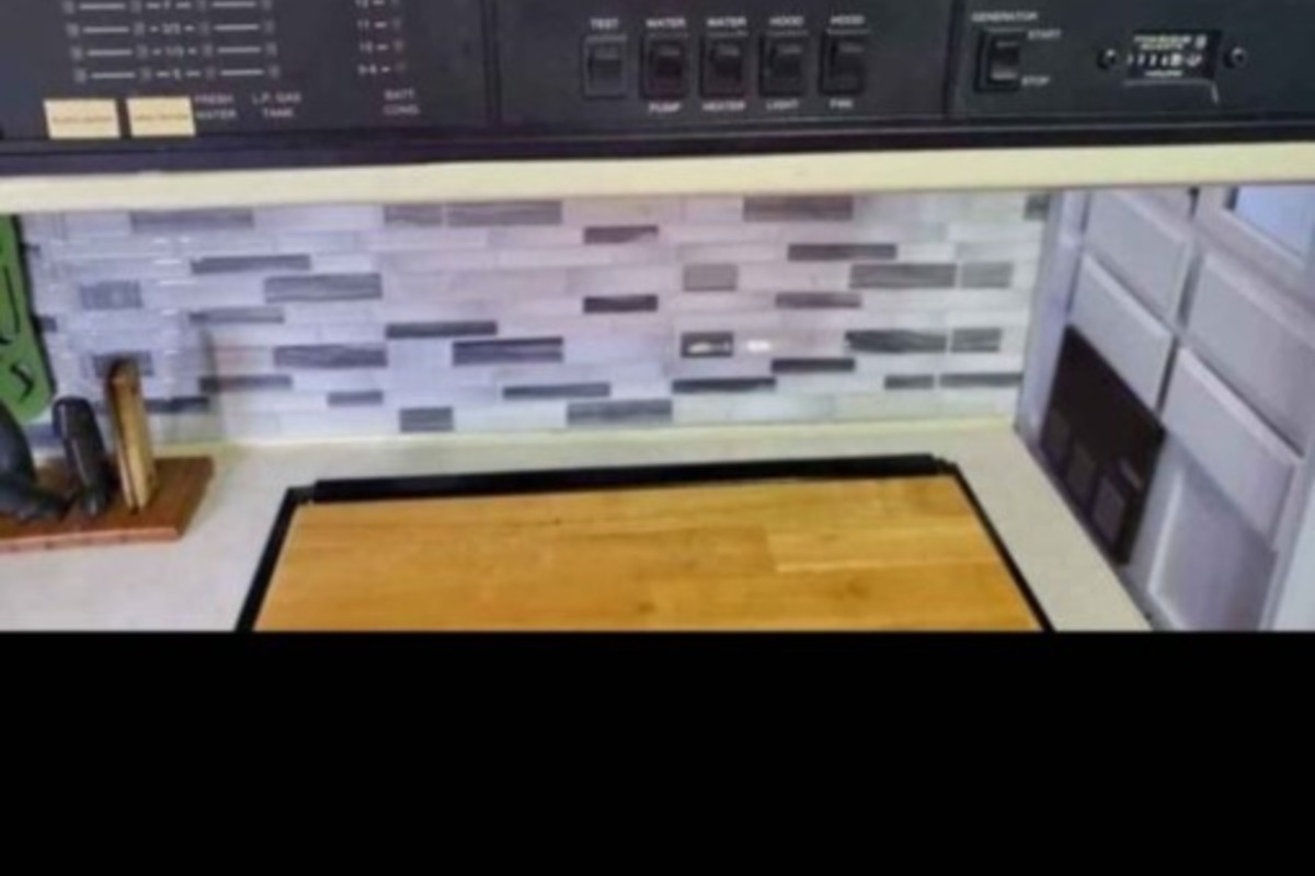 1996 Gulfstream Conquest 102, 4