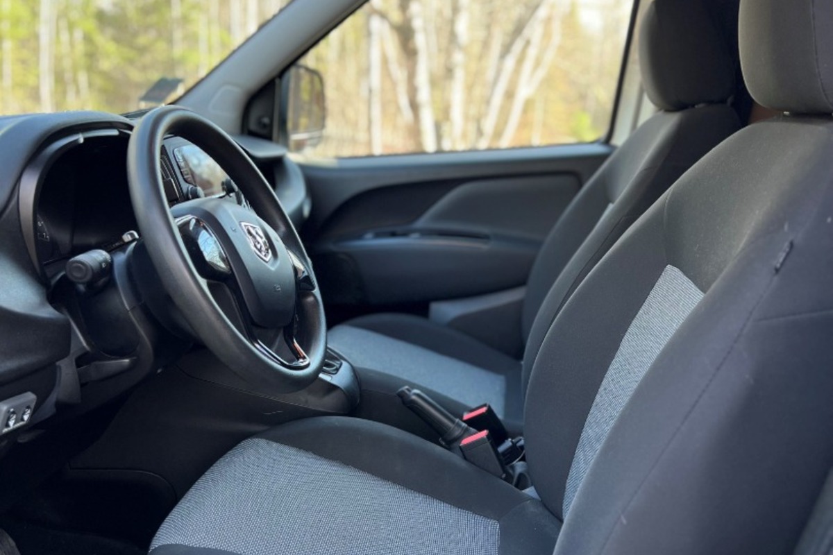 2016 RAM ProMaster City, 13