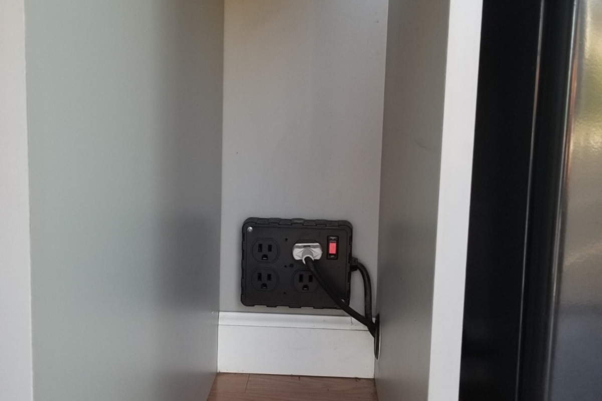 2013 Freightliner Bluetec High Top Van Sprinter 2500 in Lighthouse