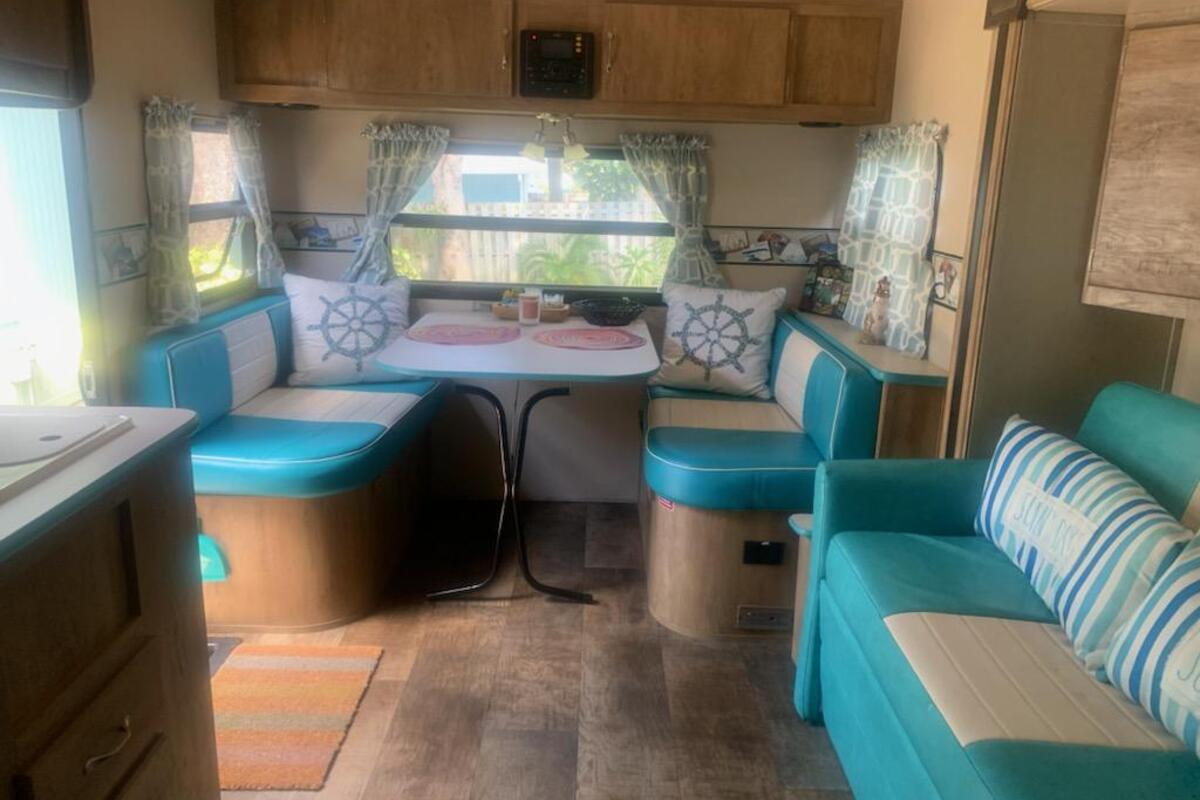 2016 Gulf Stream Vintage Cruiser 23RSS, 2