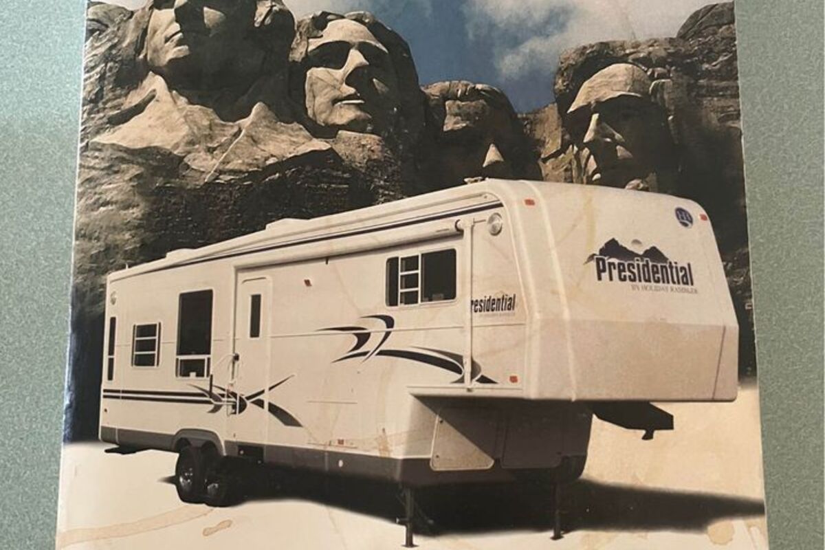 2003 Holiday Rambler 36SKT Rear Living, 10