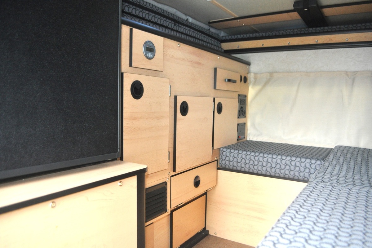 2019 4-Wheel Pop-Up Camper Swift, 6