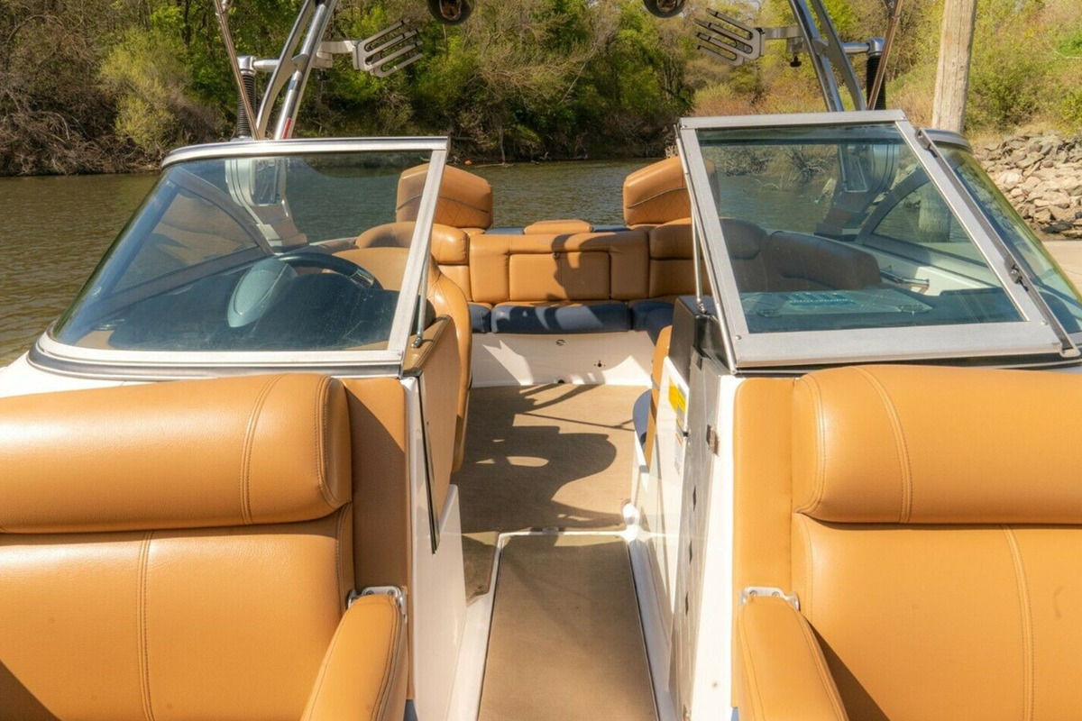 2012 MasterCraft X25, 13