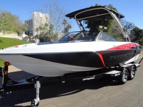 2016 Malibu Wakesetter 22 VLX