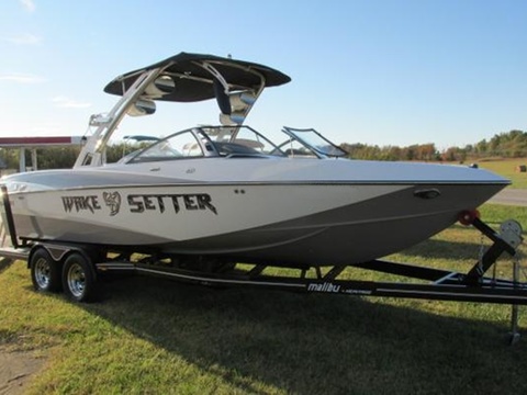 2012 Malibu Wakesetter 247 LSV
