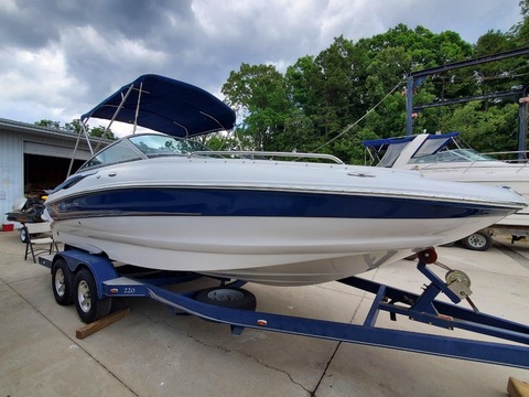 2007 Crownline 220 EX