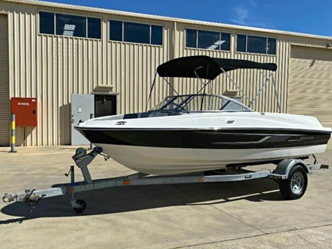 2015 Bayliner 185
