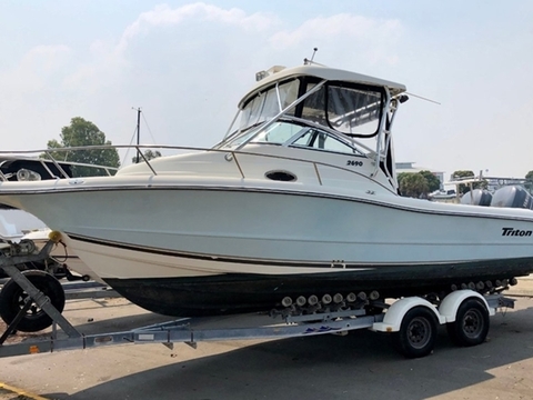 2004 Triton Boats 2690 Walkaround