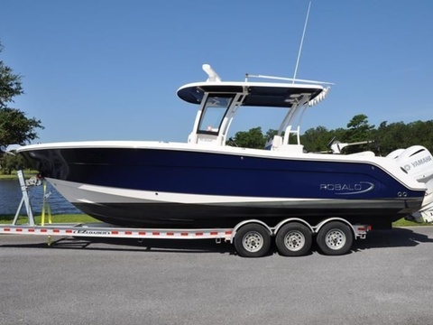 2017 Robalo R302