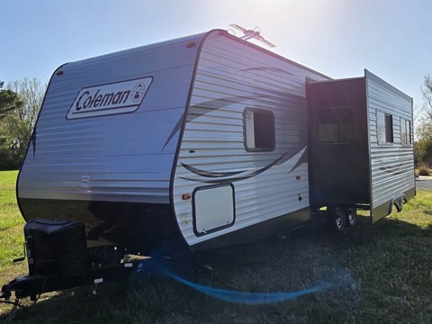 2017 Coleman CTS270RL Yukon Package & Lantern Package