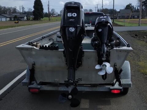 1986 Smoker Craft Sled