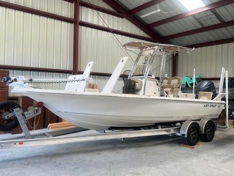 2020 Key West 230 Bay Reef
