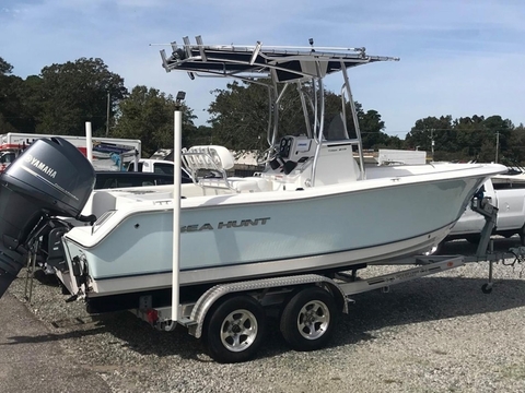 2014 Sea Hunt Triton 210