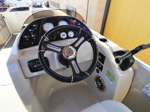 2016 SunChaser Eclipse 25