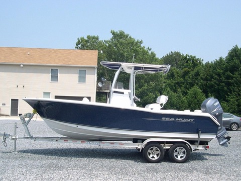 2012 Sea Hunt 210 Triton