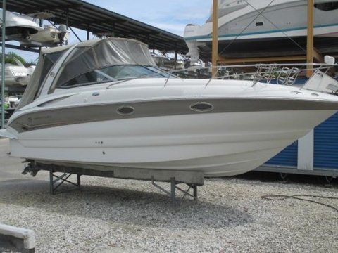 2004 Crownline 270 CR