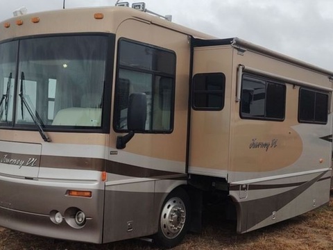 2003 Winnebago Journey DL RV