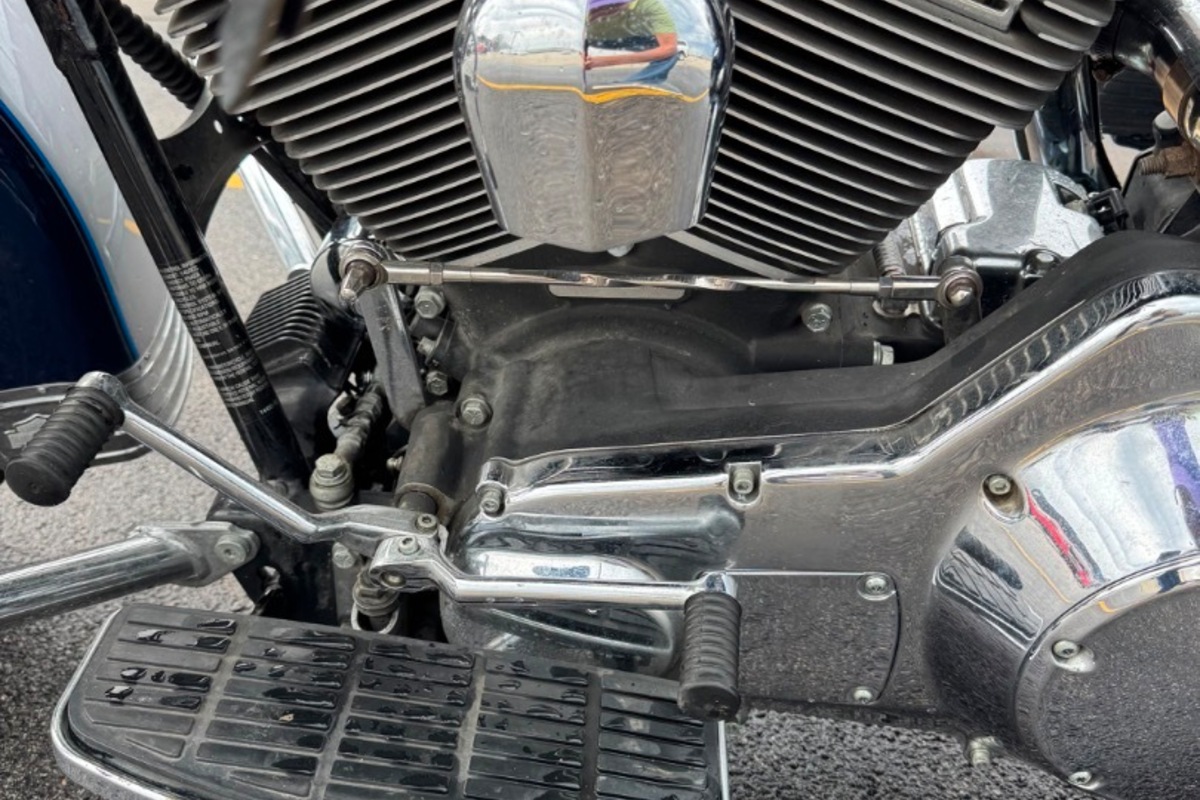 1999 Harley Davidson FLHTCI, 6