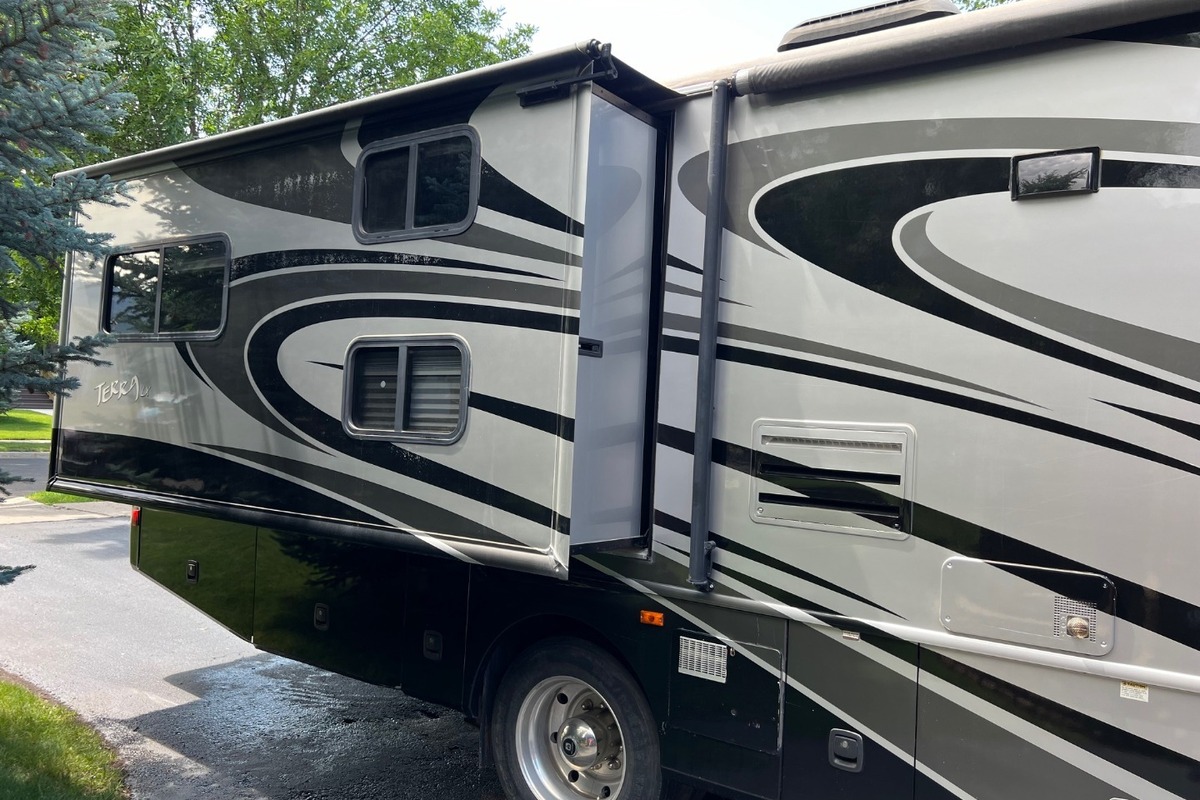 2008 Fleetwood Terra LX 34N, 20