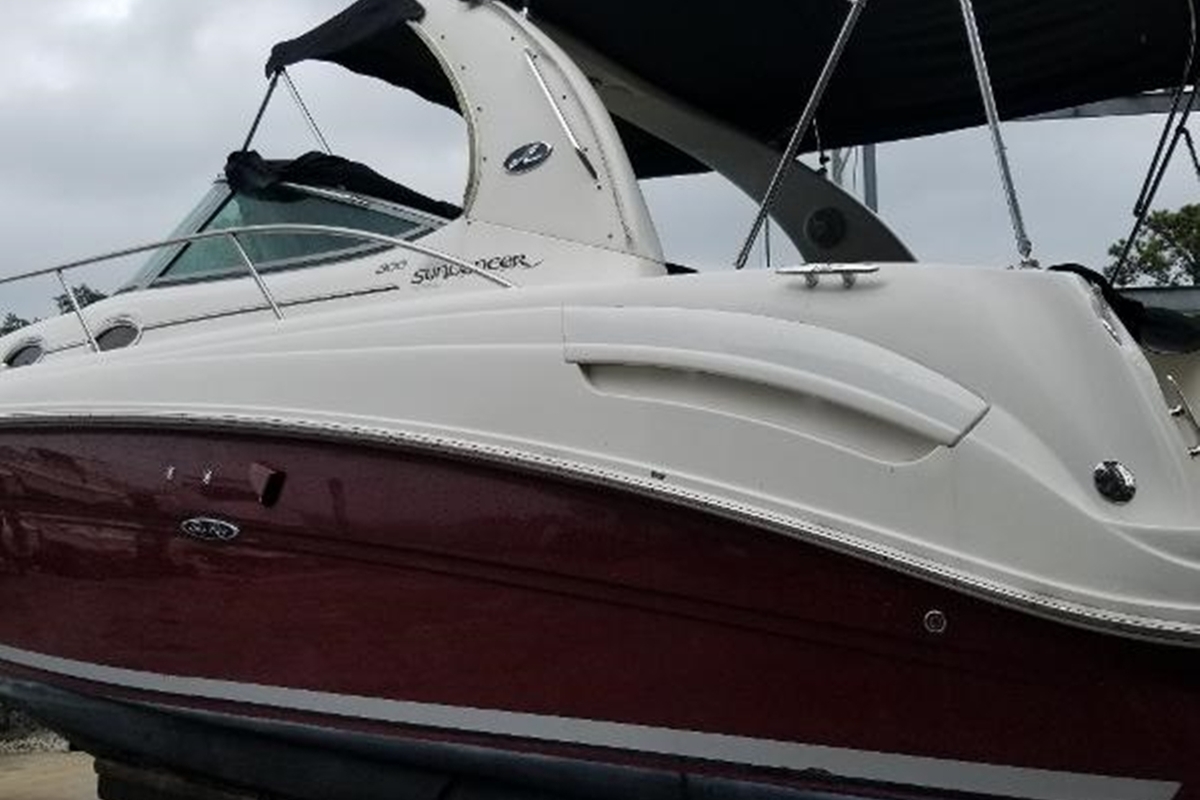 2006 Sea Ray 300 Sundancer, 1