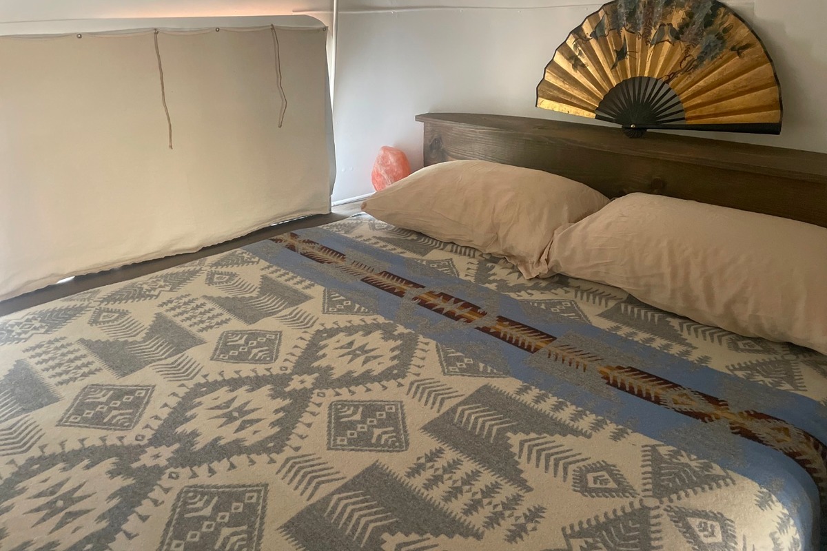 1976 Argosy Airstream, 3