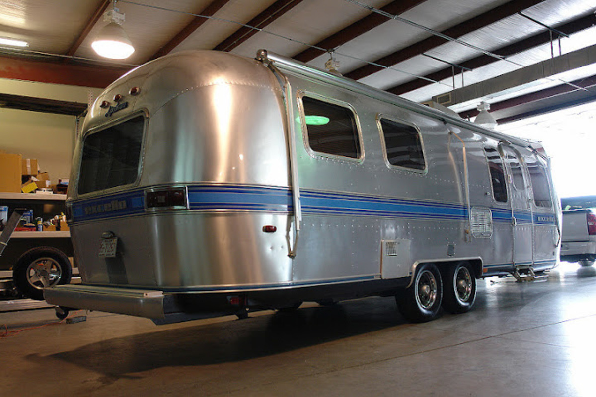 1988 AIRSTREAM Excella, 4