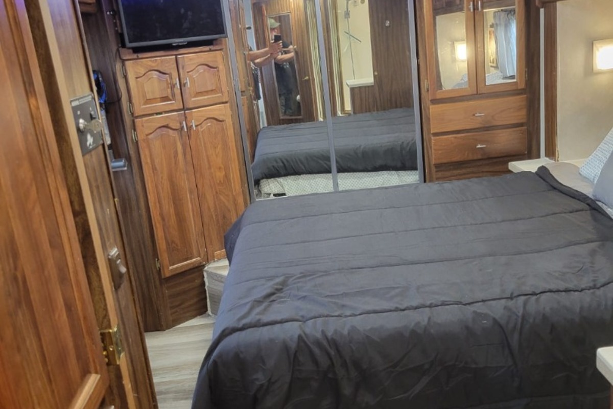 2004 Tiffin Allegro Phaeton, 10