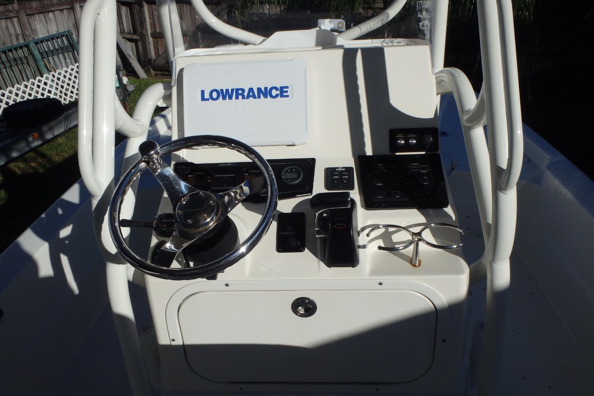 2016 Skeeter SX240, 9