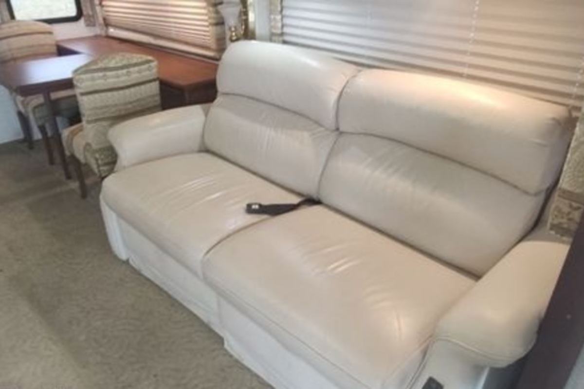 2003 Winnebago Journey DL RV, 5