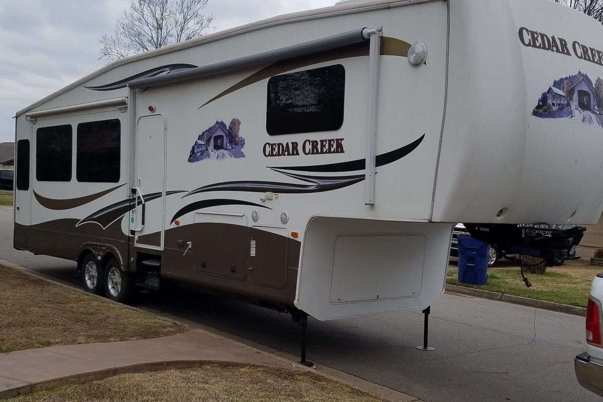 2012 Forest River Cedar Creek 34RSLA, 0