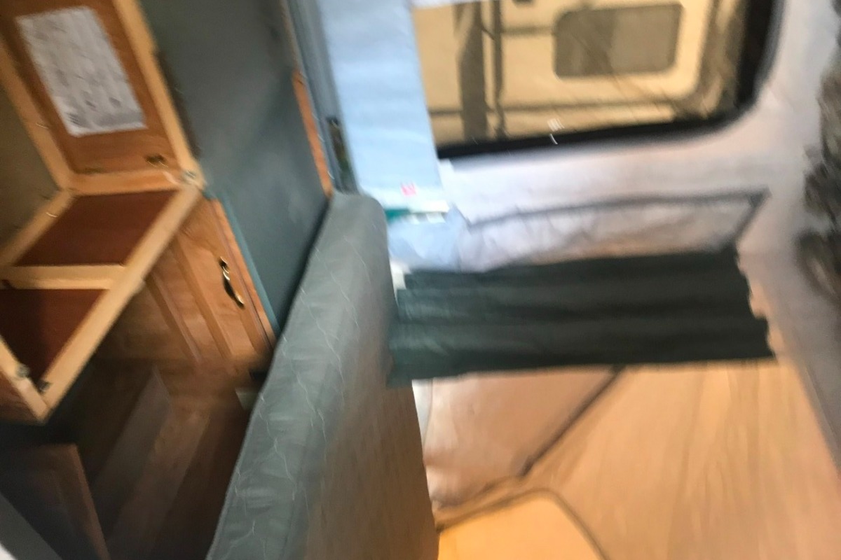 2000 Starcraft pop up tent trailer Viking 2000 white and green in Las