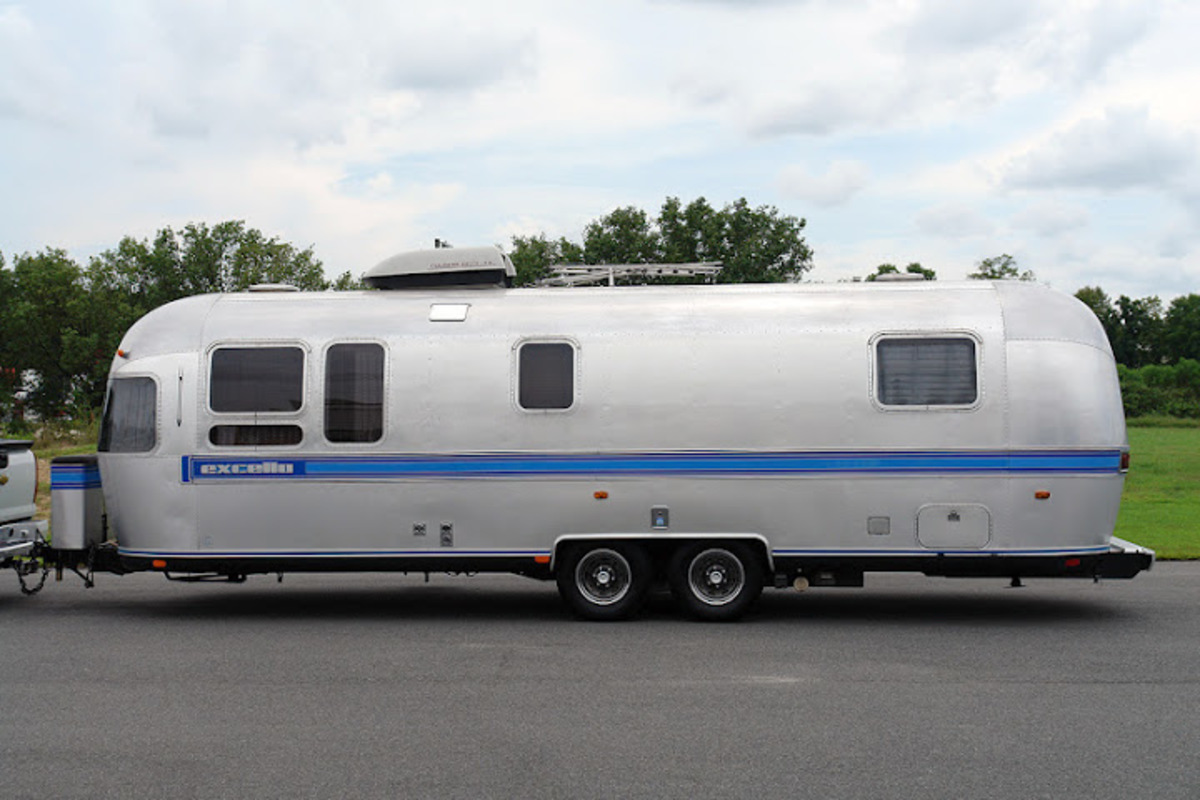 1988 AIRSTREAM Excella, 9