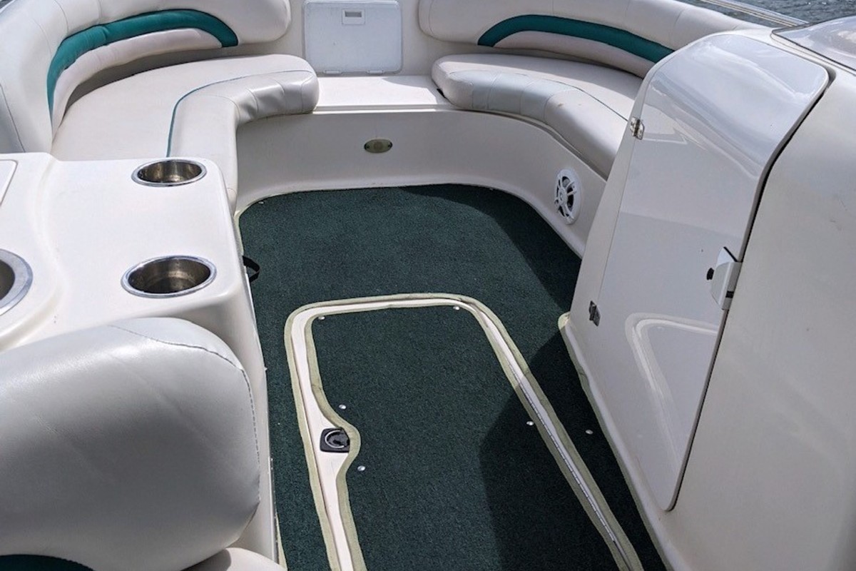 1998 Hurricane Fun Deck 232, 8