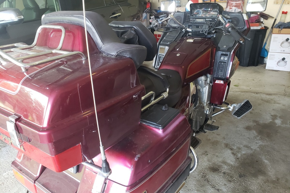 1986 Kawasaki Voyager, 2