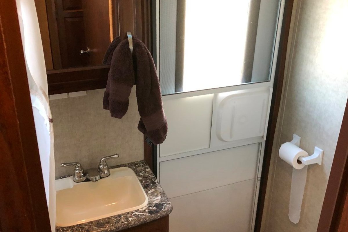 2014 Keystone Laredo 303TG, 9