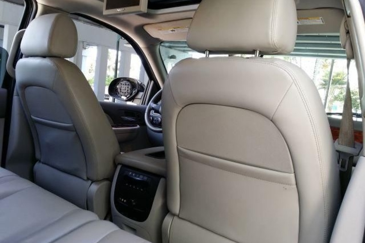 2008 Chevrolet Tahoe Hybrid Sport Utility 4-Door, 7