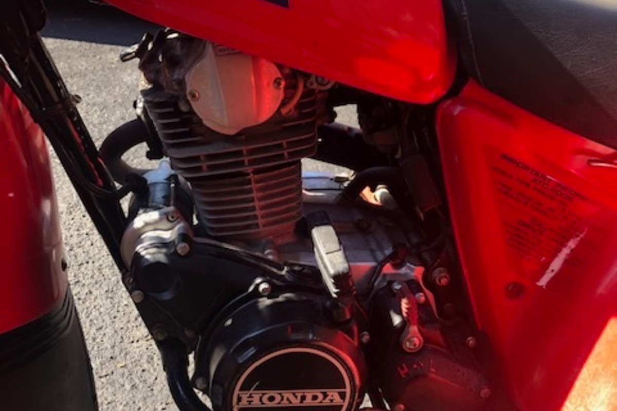 1983 Honda Big Red 200E, 3
