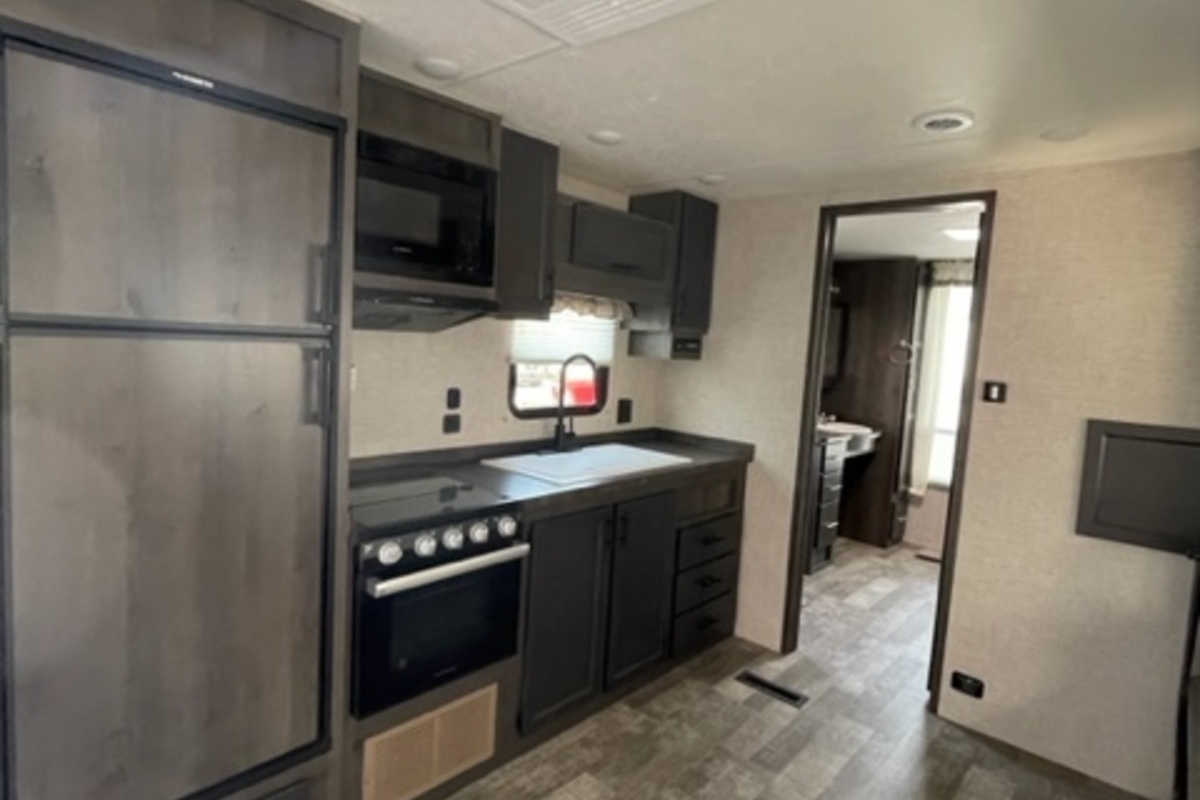 2024 HL ENTERPRISE HYLINE 28FB GREY, 2