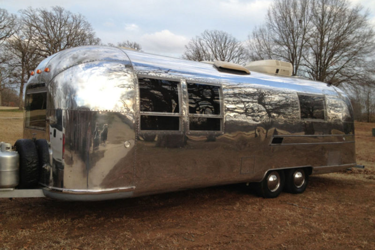 1968 Airstream Land Yacht Ambassador, 0