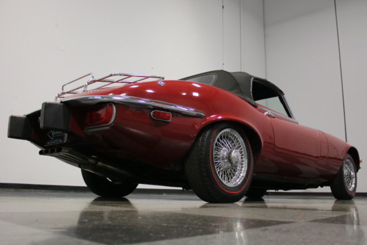 1974 Jaguar XKE, 18