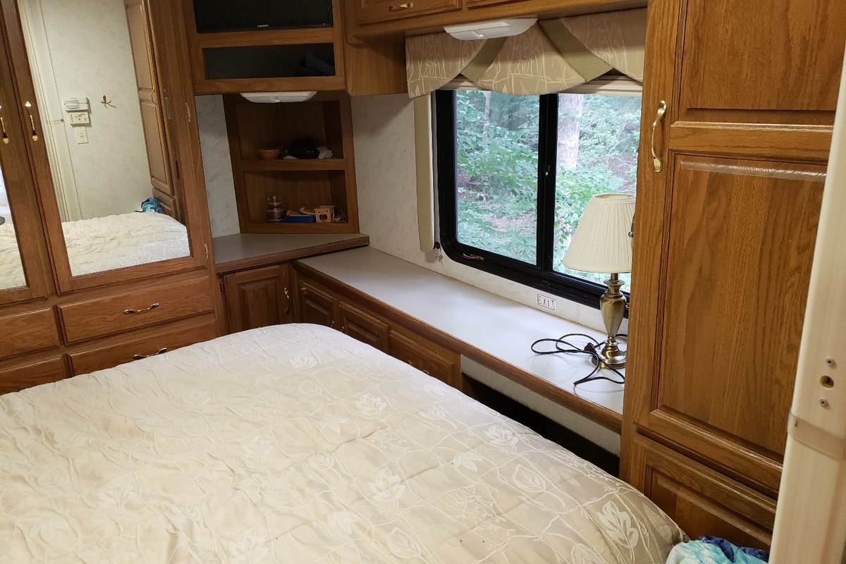 2003 Four Winds Infinity M-35T, 7