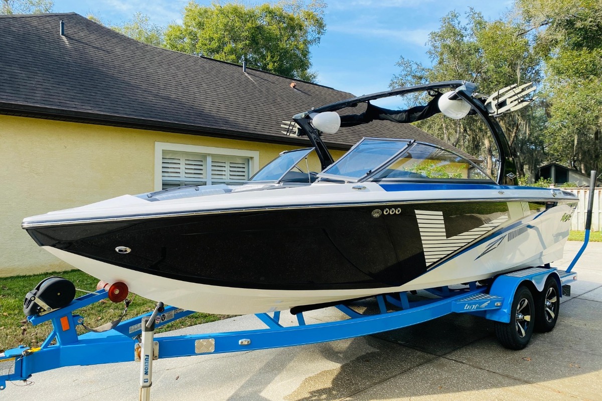 2014 Tige Z1, 0