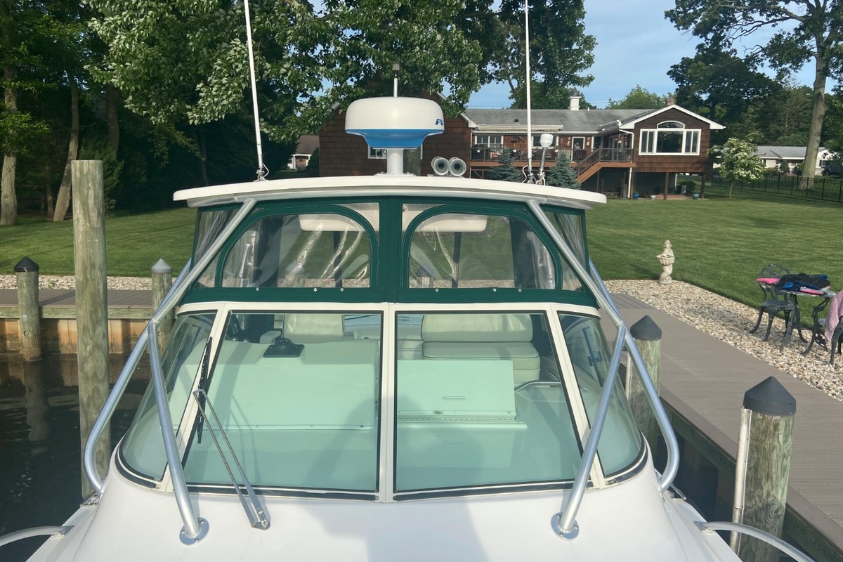 2004 Albemarle 280 Express Fisherman, 3