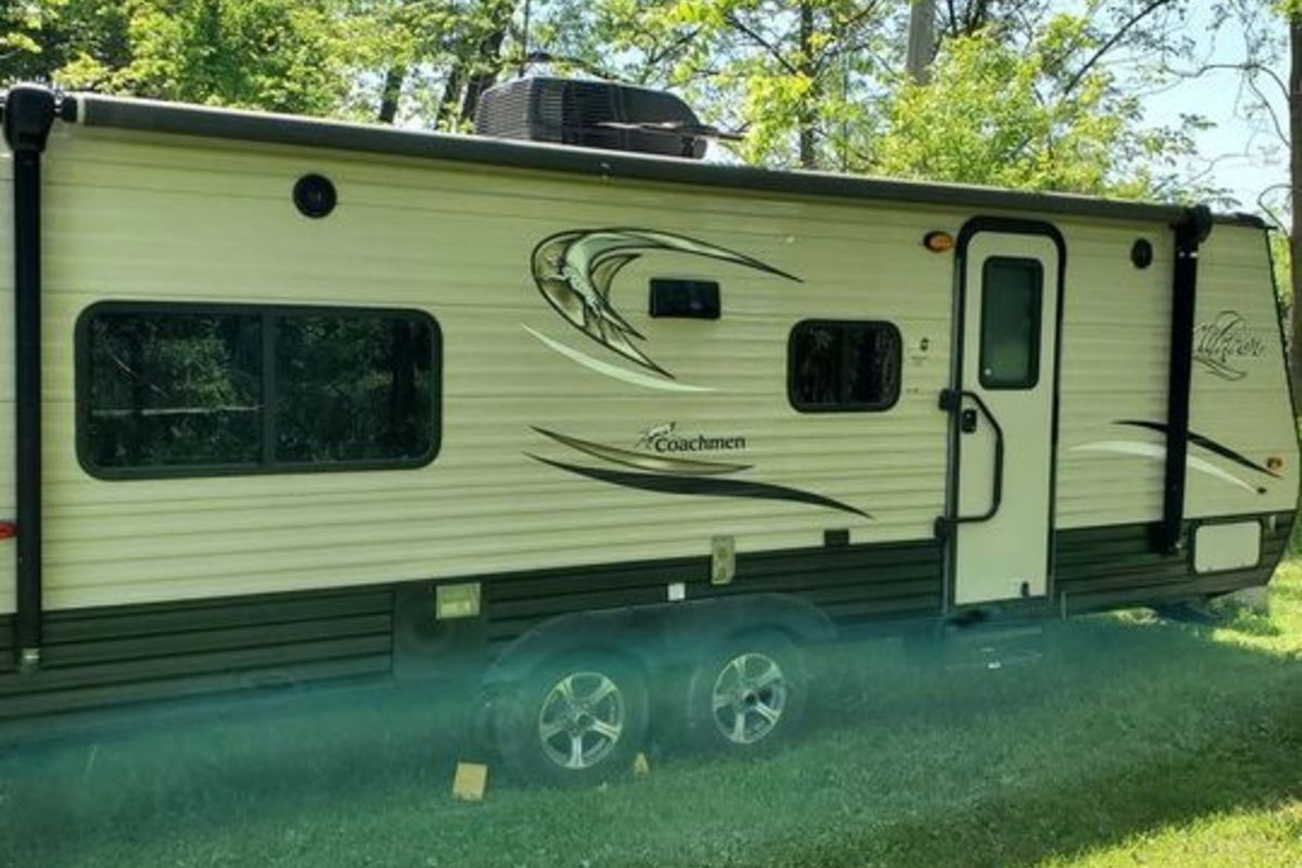 2018 Coachmen Clipper Ulta-lite 21RD, 1