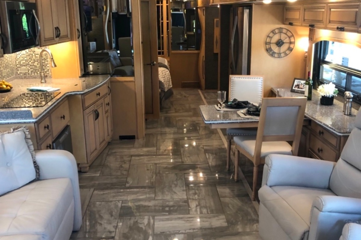 2016 Newmar London Aire 4519, 6